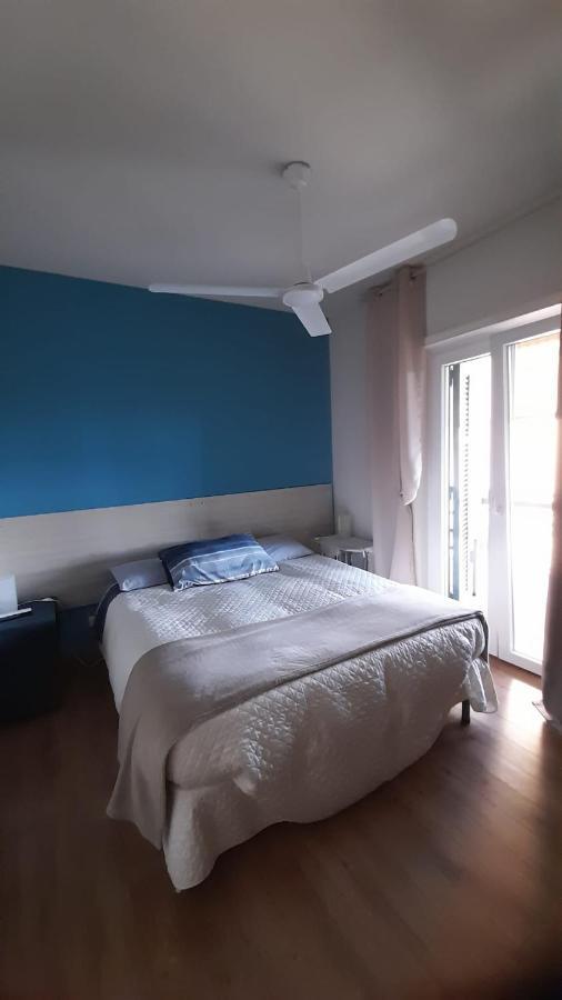 La Casa Di Laura Hotel ปอซซุออลี ภายนอก รูปภาพ