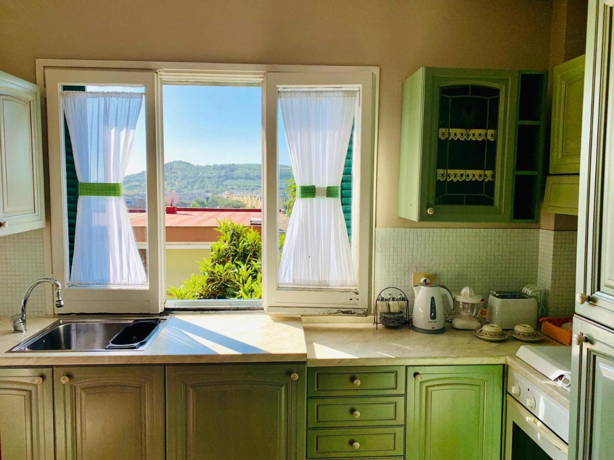 La Casa Di Laura Hotel ปอซซุออลี ภายนอก รูปภาพ